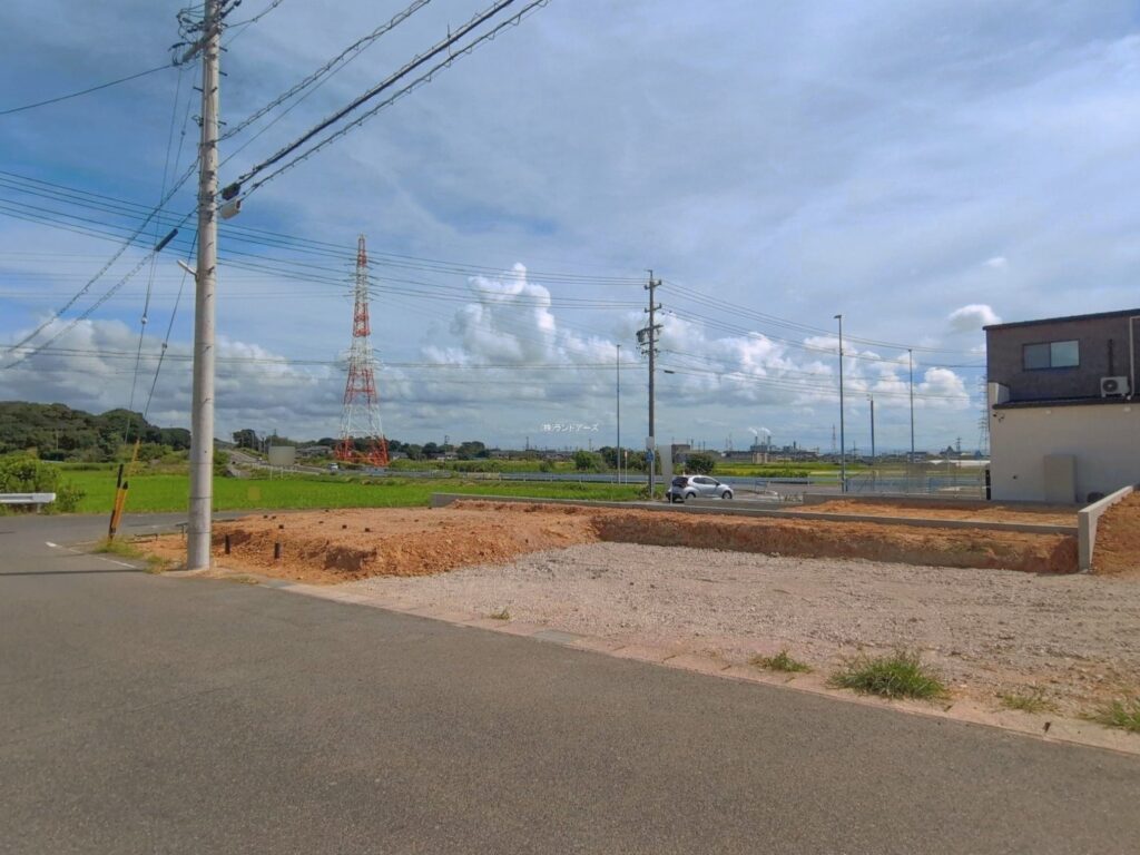 知多郡武豊町大字冨貴字新薄里（戸建）01 1