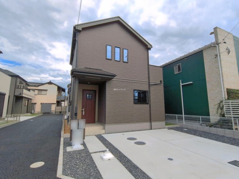 北名古屋市熊之庄十二社(戸建)C 1