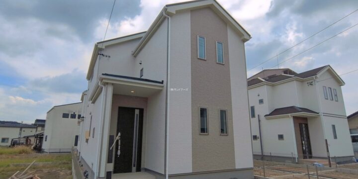 春日井市上条町8丁目（戸建）B 1