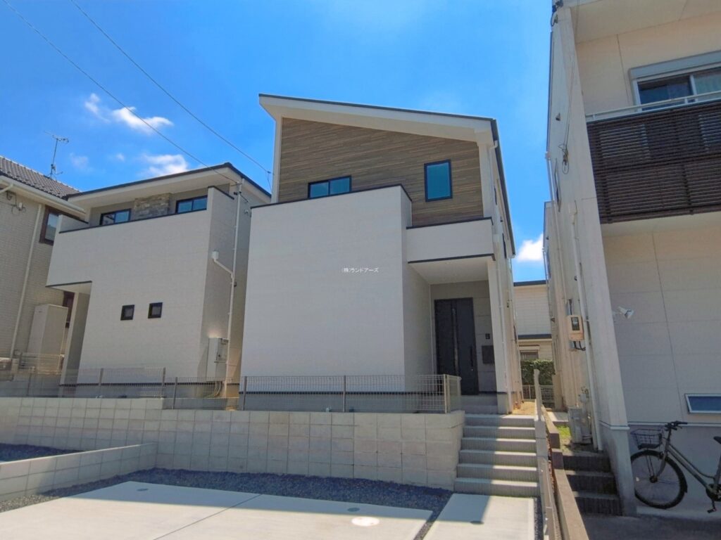 名古屋市天白区鴻の巣2丁目（戸建）01 1