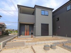 一宮市浅井町尾関(戸建)03 1 - 株式会社ランドアーズ|名古屋の一戸建て(建売・中古戸建)・中古マンション・賃貸管理・不動産売却 一宮市浅井町尾関(戸建)03 1