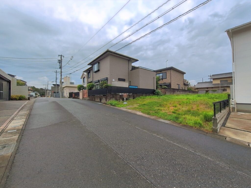小牧市大字南外山(土地)B 1