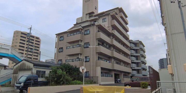 グローリアスハイツ東刈谷駅南 1