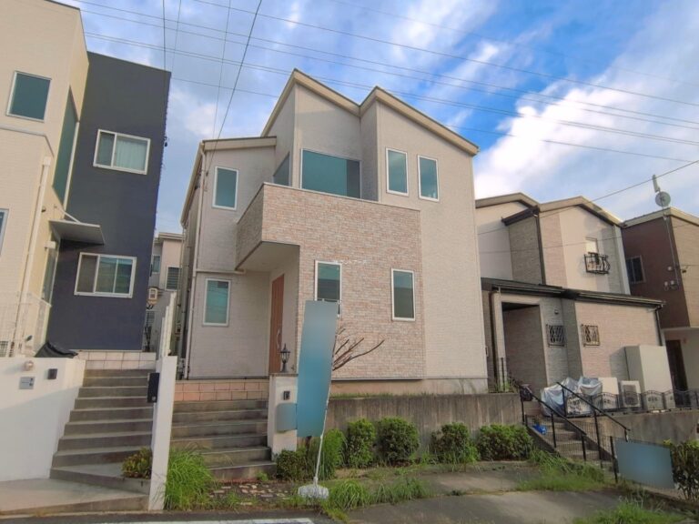 瀬戸市東長根町 1