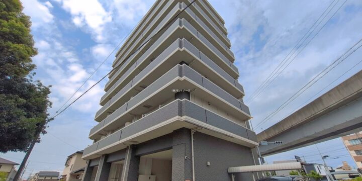グラン・コート守山川村 1