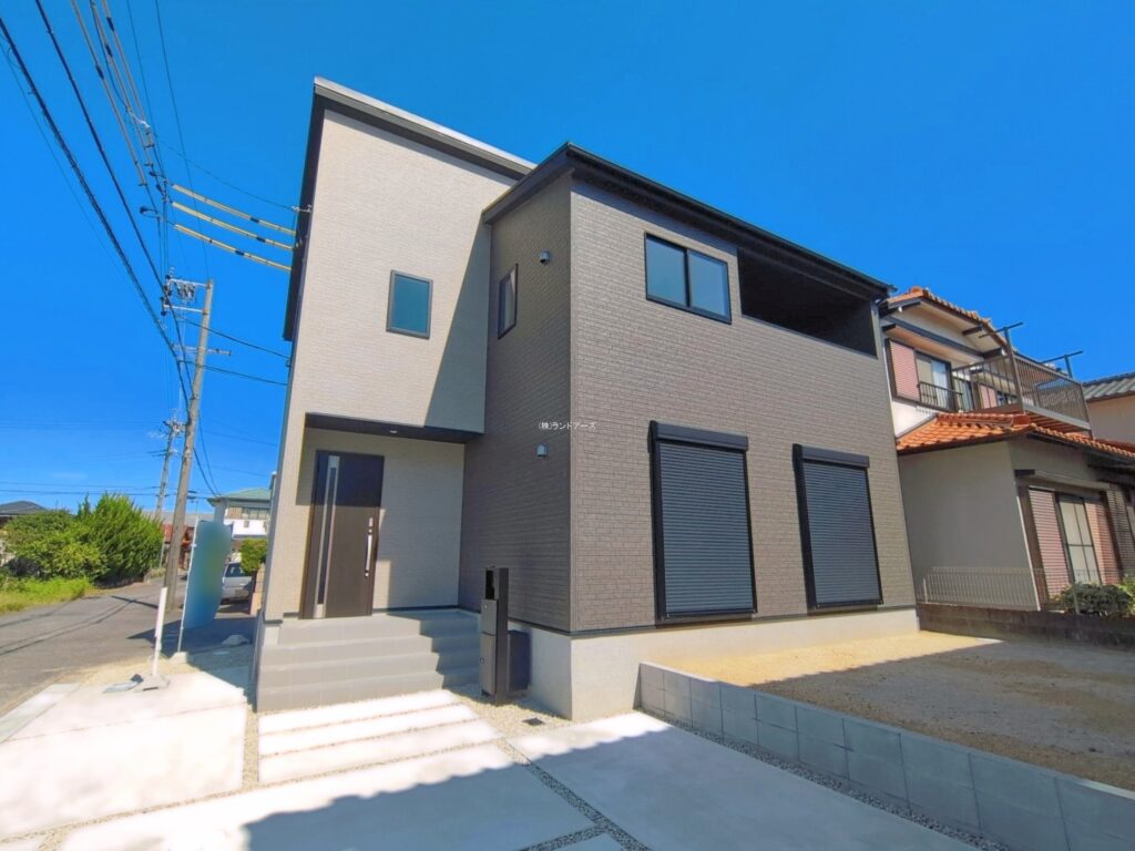 愛西市西川端町川原前(戸建)01 1