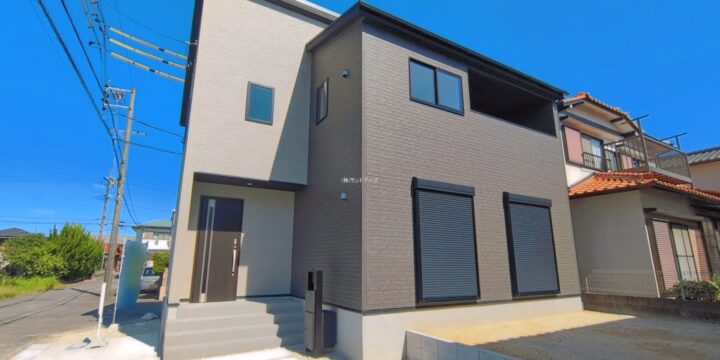 愛西市西川端町川原前（戸建）01 1