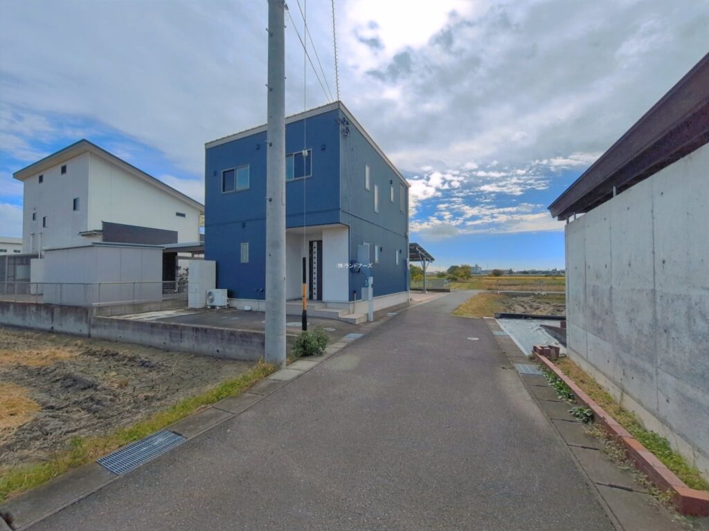 あま市七宝町遠島上江越 1