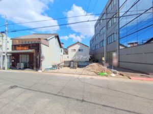 名古屋市昭和区白金1