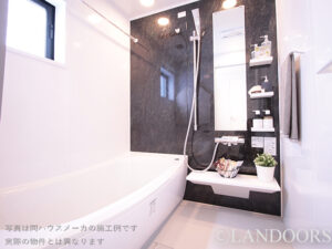 建売住宅の施工例｜ユニットバスブラック（名古屋市）｜メルディア